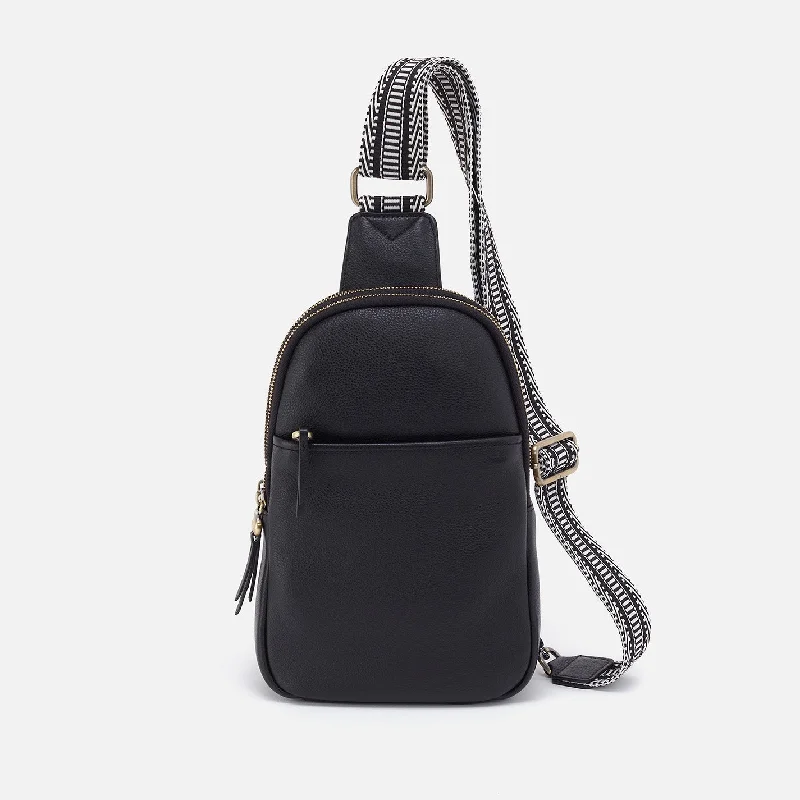 Cass Sling In Pebbled Leather - Black