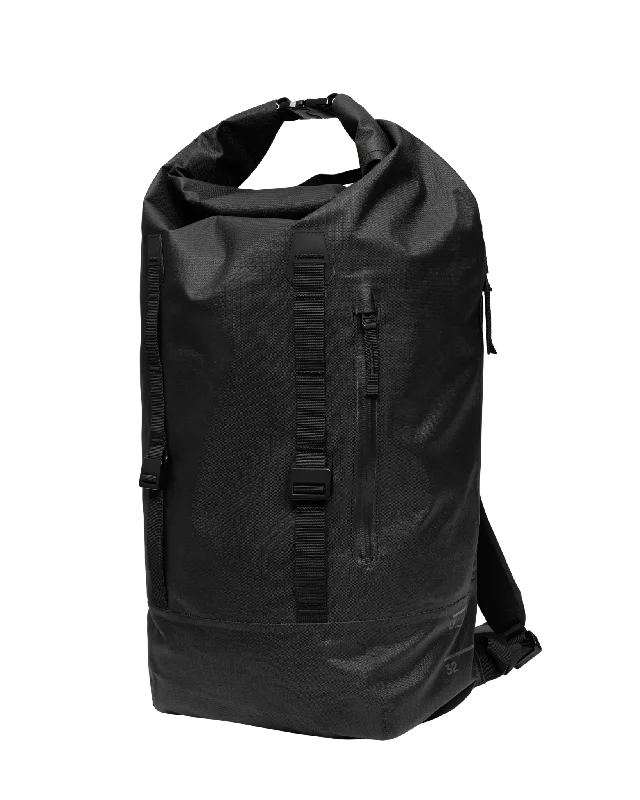 Essential Rolltop Backpack 32L Black Out