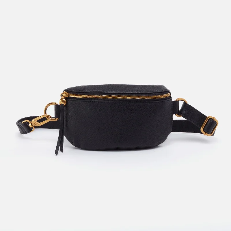 Fern Belt Bag In Pebbled Leather - Black